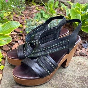 Robert Clergerie Wood Platform Leather Heels